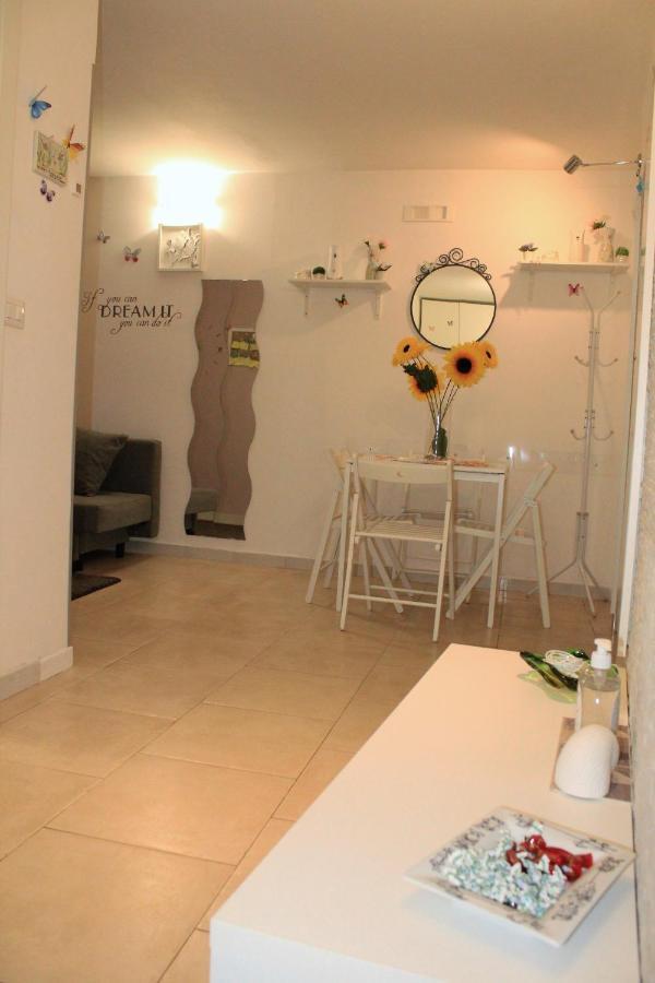 Casa Vacanze Angelica サレルノ エクステリア 写真