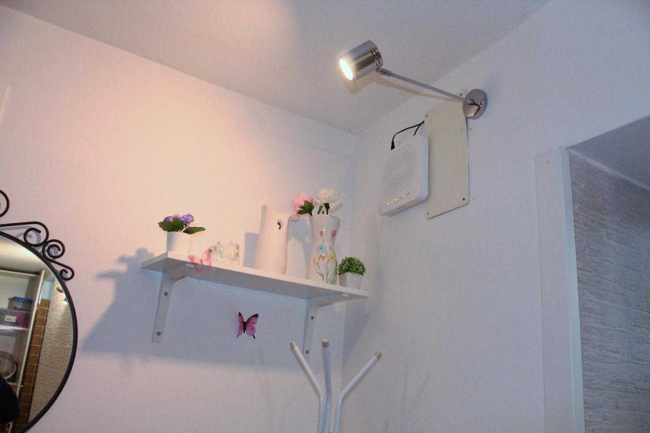 Casa Vacanze Angelica サレルノ エクステリア 写真