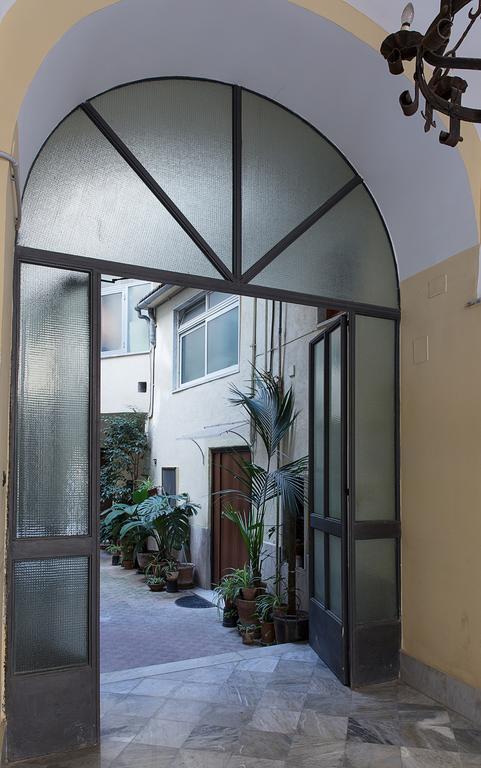 Casa Vacanze Angelica サレルノ エクステリア 写真