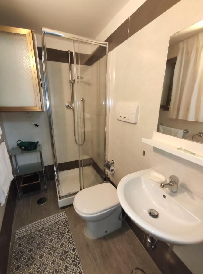 Casa Vacanze Angelica サレルノ エクステリア 写真